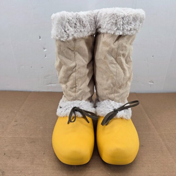 Crocs HALEY Women’s Canary Yellow Winter Snow Boots Faux Fur Lined Size 10 - Picture 2 of 16